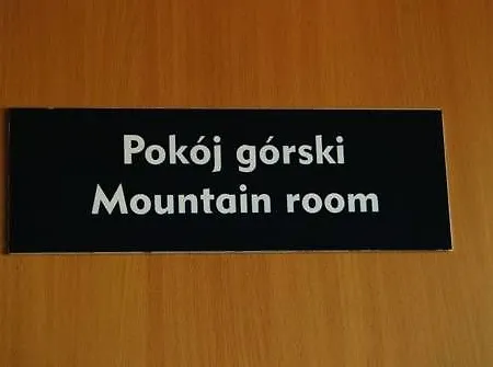 Adventura Hostel *